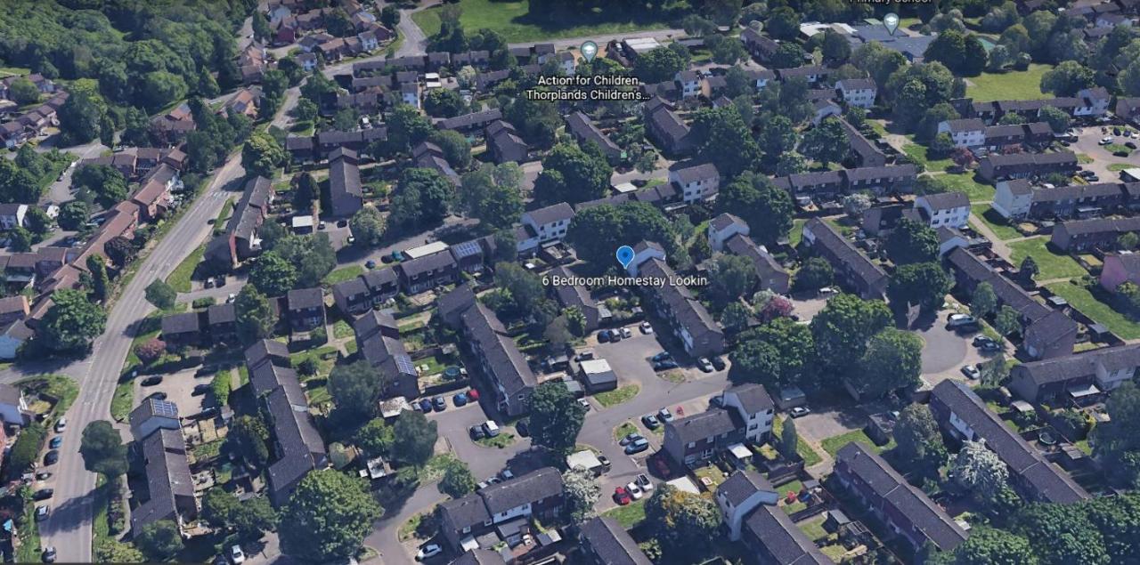 ホテル Hampton House ノーザンプトン エクステリア 写真